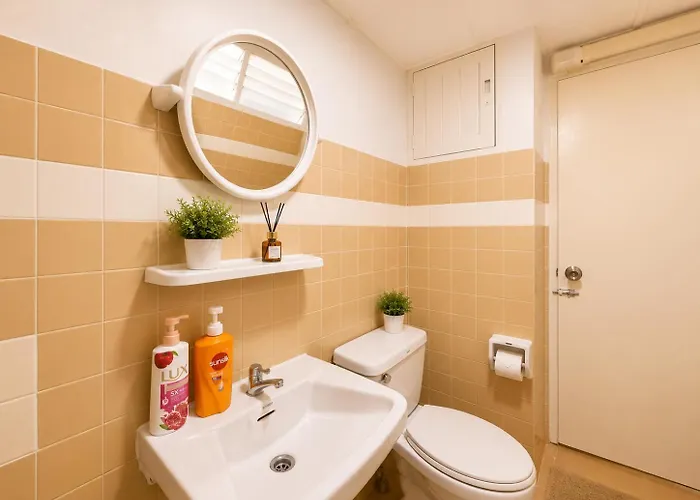 Cozy Silom Retreat Near Bts Balcony Smart Tv * Bangkok